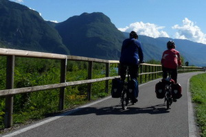 Riding the Etsch Bike Path